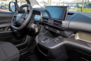 Opel Combo E 2026 OPEL Combo Kombi XL L2H1 Life EAT8 Combi 1.5 130KM 2026, zdjęcie 8