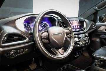 Chrysler Pacifica II 3.6 V6 291KM 2019 Chrysler Pacifica Limited S*7, zdjęcie 12
