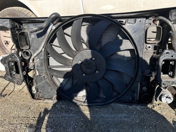 MERCEDES W221 2012 6.3 AMG PAS PŘEDNÍ CHLADIČE VENTILÁTOR