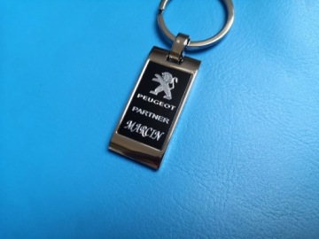 БРЕЛОК PEUGEOT + брелок с гравировкой