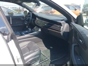 Audi Q8 2021 Audi Q8 Premium Plus 55 TFSI Quattro 2021 3.0l 3.0 Benzyna 335KM, zdjęcie 9