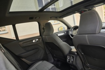 Volvo XC40 2022 PANORAMA __KAMERA__KEYLESS GO __GRZANE FOTELE I KIEROWNICA, zdjęcie 32