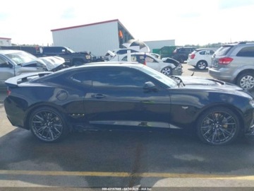Chevrolet Camaro VI 2017 Chevrolet Camaro ZL1 2017 6.2l 6.2 Benzyna 650KM, zdjęcie 6
