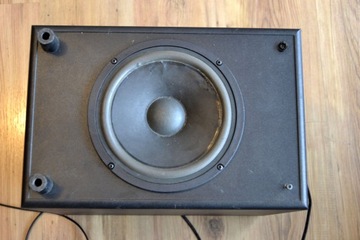 INFINITY HCS 1 — АКТИВНЫЙ САБВУФЕР