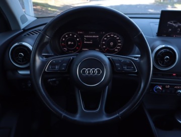 Audi A3 8V Limousine 1.4 TFSI CoD ultra 150KM 2016 Audi A3 1.4 TFSI, Salon Polska, Serwis ASO, zdjęcie 18