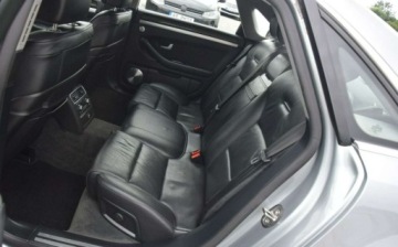 Audi A8 D3 S8 Sedan 5.2 V10 FSI 450KM 2006 Audi S8 5.2 V10 450KM quattro Stan Bardzo dobry Navi Kamer Sprowadzon Opla, zdjęcie 24