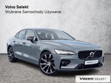 Volvo S60 III Sedan Facelifting 2.0 B5 250KM 2024 Volvo S60 FV23 Ultimate Dark B5 250KM AWD ACC BLIS, zdjęcie 2