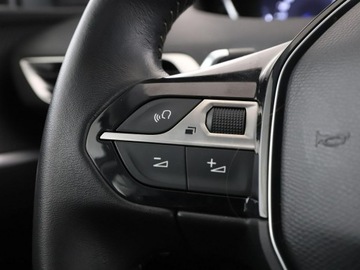 Peugeot 5008 II Crossover 1.2 PureTech 130KM 2019 Peugeot 5008 7 os. automat virtual cocpit klima, zdjęcie 29