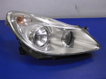 LAMPA PRAWY PRZÓD EUROPA 13186382 OPEL CORSA D 06-14 ROK