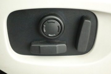 Land Rover Discovery Sport SUV 2.0 TD4 180KM 2017 Land Rover Discovery Sport TD4, Salon Polska, zdjęcie 13