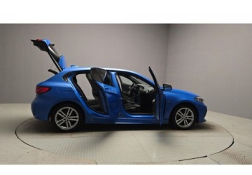 BMW Seria 1 F40 2023 BMW Seria 1 Dodat. kpl. kol FV VAT 1.5 Benzyna 136KM, zdjęcie 12