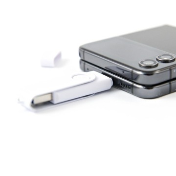 Pendrive 4 GB 2.0 USB-C TYP C BIAŁY + GRAWER TWOJE LOGO GADŻET DLA FIRMY
