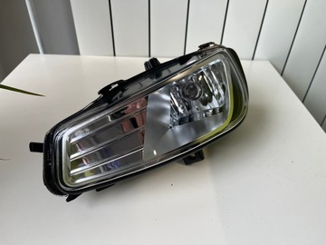 Halogen prawy MERCEDES ACTROS MP4 nowy oryginał