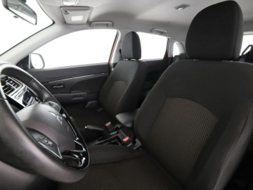 Mitsubishi ASX I SUV Facelifting 2016 1.6 117KM 2018 Mitsubishi ASX 1.6i Benzyna Klimatyzacja Tempomat, zdjęcie 12