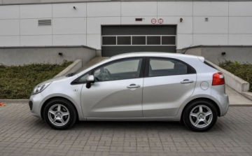Kia Rio III Hatchback 3d 1.2 DOHC CVVT 85KM 2012 Kia Rio 1.2 2012 r. Bezwypadkowy 1.2 Benzyna 85KM, zdjęcie 1