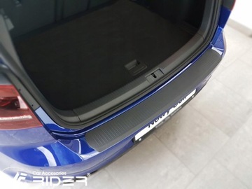 LIŠTA KUFRU NÁRAZNÍK VW GOLF 7 12+ HB