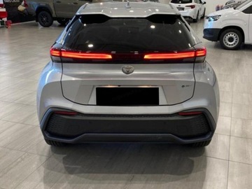 Toyota C-HR II SUV 1.8 Hybrid 140KM 2025 Od ręki - Style 1.8 Hybrid 140KM | Podgrzewane fotele!, zdjęcie 3