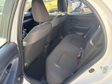 Toyota Yaris IV Hatchback 1.0 VVT-i 72KM 2022 Toyota Yaris 1.0 Comfort IV (2020-) 1.0 Comfort, zdjęcie 11
