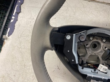 NISSAN LEAF И КОЖАНЫЙ РУЛЬ С ПОДОГРЕВОМ