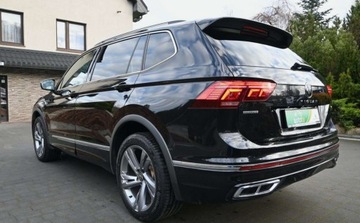 Volkswagen Tiguan II SUV Facelifting 2.0 TDI 200KM 2022 Volkswagen Tiguan 2,0 TDI 200 KM 4x4 R-LINE HEDA UP MATRIX Kamera 360 Nawi, zdjęcie 3