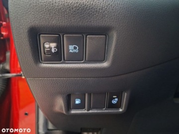 Toyota C-HR I Crossover 1.8 Hybrid 122KM 2019 Toyota C-HR Toyota C-HR 1.8 Hybryda 122KM, zdjęcie 12