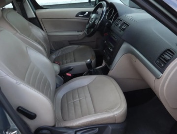 Skoda Yeti Minivan 1.8 TSI 4x4 160KM 2010 Skoda Yeti 1.8 TSI, Salon Polska, Serwis ASO, zdjęcie 8