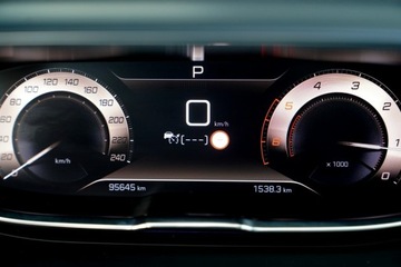 Peugeot 5008 II Crossover Facelifting 2.0 BlueHDi 177KM 2022 Peugeot 5008 GT kamera Skora adc Nawi PANORAMA bli, zdjęcie 27