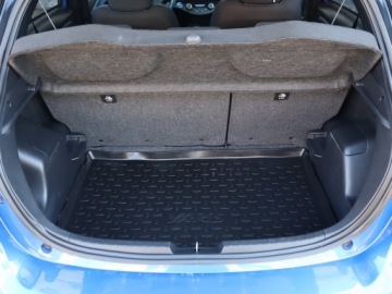 Toyota Yaris III Hatchback 5d Facelifting Hybrid 100KM 2017 Toyota Yaris 1.5 Hybrid, Salon Polska, zdjęcie 13