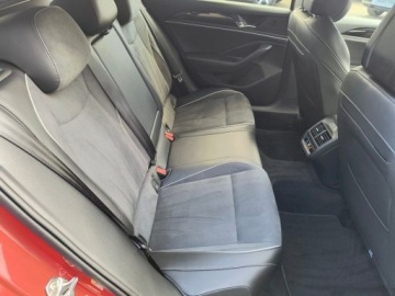 Volkswagen Passat B8 Variant Facelifting 2.0 TDI SCR 150KM 2025 Volkswagen Passat serwis ASO 2.0TDI 150KM bezwypadkow gwarancja pakiety ka, zdjęcie 15