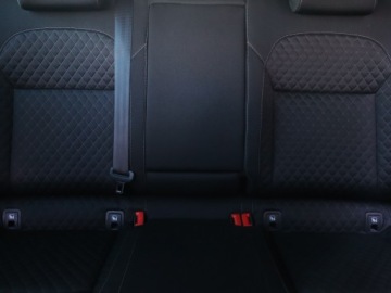 Skoda Superb III Kombi 2.0 TDI 190KM 2017 Skoda Superb 2.0 TDI, Salon Polska, 187 KM, Navi, zdjęcie 9