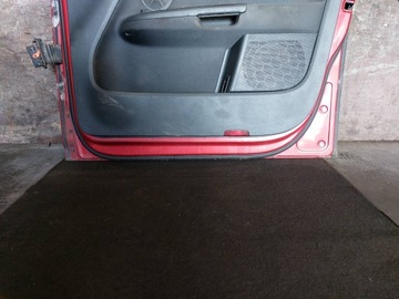 DVEŘE KOMPLETNÍ PRAVÝ PŘEDNÍ VW GOLF V PLUS LA3X