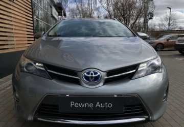 Toyota Auris II Touring Sports Hybrid 135 136KM 2014 Toyota Auris Toyota Auris 1.8 Hybryda 136KM, zdjęcie 12