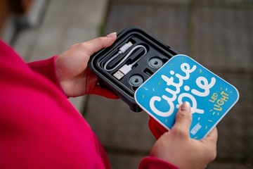 NEWELL Przenośna Lampa LED RGB Cutie Pie 2500-9900K 2000 mAh