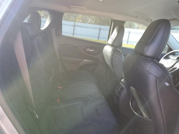 Jeep Cherokee V 2021 Jeep Cherokee Latitude Lux 2021 3.2l 3.2 Benzyna 271KM, zdjęcie 11