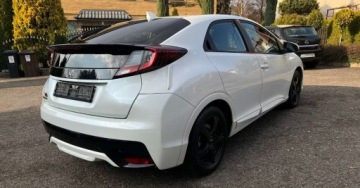Honda Civic IX Hatchback 5d Facelifting 1.4 i-VTEC 100KM 2016 Honda Civic Wyjatkowa Honda Civic 98 tys km 1.4 Benzyna 100KM, zdjęcie 6