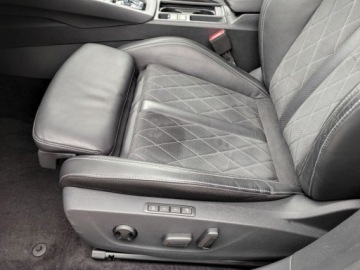 Skoda Octavia IV RS Kombi 2.0 TDI SCR 200KM 2023 Skoda Octavia RS, Head-Up, Matrix, Kamera, Asystenci, Ambiente, Hak 2.0, zdjęcie 14