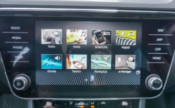 Skoda Superb III Kombi Plug-In Hybrid 1.4 TSI Plug-In-Hybrid 218KM 2021 Skoda Superb Skoda Superb 1.4 Phev Ambition DSG 1.4 Hybryda Plug-in 218KM, zdjęcie 14