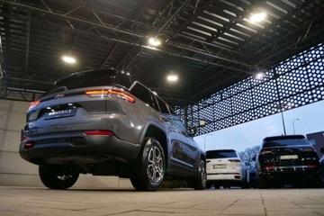 Jeep Grand Cherokee IV 2022 Jeep Grand Cherokee Trailhawk Panorama Alcantara Wentylacja Pneumat 2Zone, zdjęcie 35