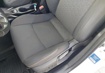 Toyota Corolla XII Hatchback 1.8 Hybrid 122KM 2019 Toyota Corolla GwarancjaKamera Cofania, cyfrowe zegary, Bezwypadkowa, Salo, zdjęcie 11