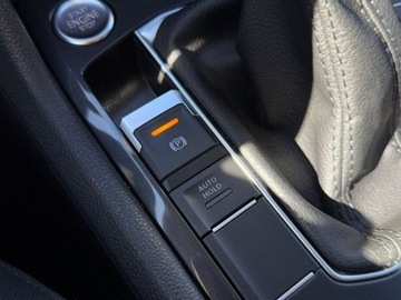 Volkswagen Tiguan II SUV Facelifting 1.5 TSI 150KM 2022 Volkswagen Tiguan Kamery 360, martwe pole, tempomat aktywny, 1.5 Benzyna, zdjęcie 19