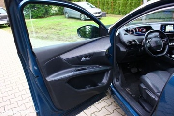 Peugeot 5008 II Crossover Facelifting 1.5 BlueHDi 130KM 2022 Peugeot 5008 Peugeot 5008 1.5 BlueHDI Allure SampS EAT8 1.5 Diesel 130KM, zdjęcie 30