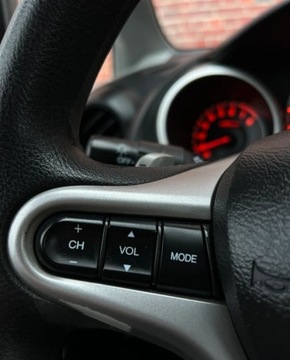 Honda Jazz III 1.4 i-VTEC 100KM 2009 Honda Jazz Automat Klima Isofix Warszawa Gwarancja w cenie VRJF 1.3 100KM, zdjęcie 25