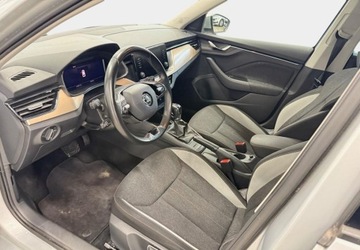 Skoda Kamiq Crossover 1.0 TSI 110KM 2022 Skoda Kamiq Podgrz. kierownica i fotele - czujniki i kamera - Virtual - AC, zdjęcie 16