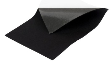 FILC SAMOPRZYLEPNY CZARNY 20X30 150g 2mm