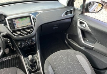 Peugeot 2008 I SUV Facelifting 1.6 BlueHDi 99KM 2016 Peugeot 2008 nawigacja 1.6 Diesel 99KM, zdjęcie 21