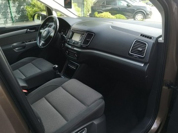 Volkswagen Sharan II Van 2.0 TDI-CR BMT 140KM 2011 Volkswagen Sharan 2.0TDI 140KM Klimatronic Tempoma, zdjęcie 23