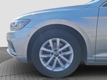 Volkswagen Passat B8 Variant Facelifting 1.5 TSI EVO 150KM 2022 Volkswagen Passat VW Passat 1.5 TSI Evo Business DSG IQ Drive pakiet Comfo, zdjęcie 22