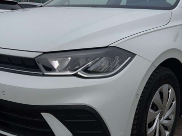 Volkswagen Polo VI Hatchback 5d Facelifting 1.0 MPI 80KM 2022 Volkswagen Polo 1.0MPI 80KM Life SerwisASO Led Virtual App-Connect Clima F, zdjęcie 34