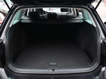 Volkswagen Golf VIII Variant 1.5 eTSI 150KM 2020 VW Golf 1.5 TSI, Salon Polska, Automat, VAT 23%, zdjęcie 13