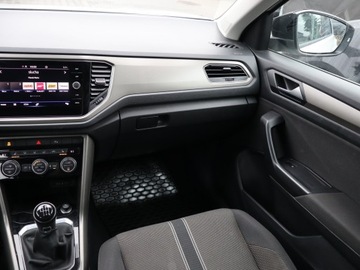 Volkswagen T-Roc I SUV 1.0 TSI 110KM 2021 VW T-Roc 1.0 TSI, Salon Polska, VAT 23%, Klima, zdjęcie 7